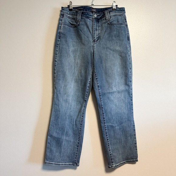 NYDJ Relaxed Straight LiftxTuck Technology Majestic Wash Jeans Size 10 - Picture 3 of 11
